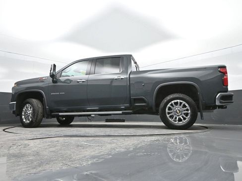 Used 2025 Chevrolet Silverado 2500 LTZ w/ LTZ Premium Package image 42