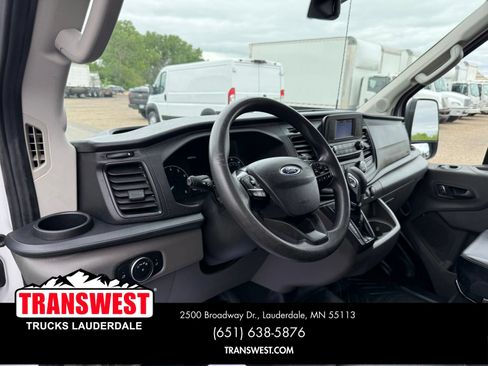 Used 2024 Ford Transit 250 148 High Roof AWD image 4