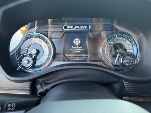 Used 2021 RAM 1500 Limited AWD/4WD image 10