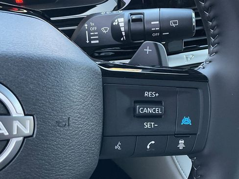 New 2026 Nissan Pathfinder SL image 31