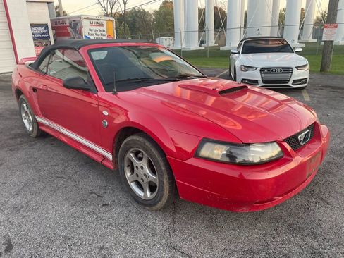 Used 2004 Ford Mustang Deluxe Convertible image 5