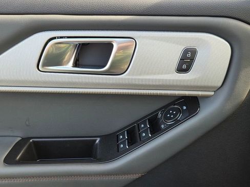 New 2026 Ford Explorer Active image 24