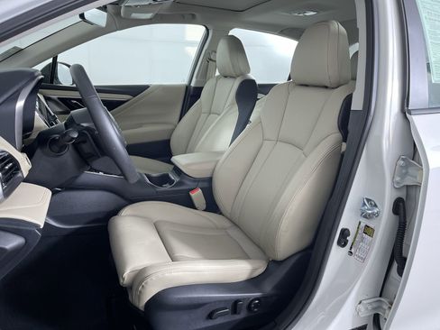 Used 2025 Subaru Legacy Limited image 15