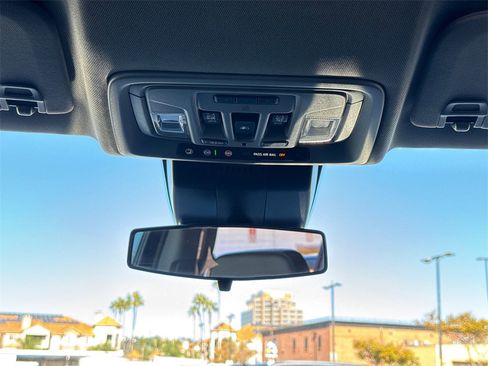 Used 2025 Chevrolet Silverado 1500 LT Trail Boss w/ LT Trail Boss Premium Package image 25