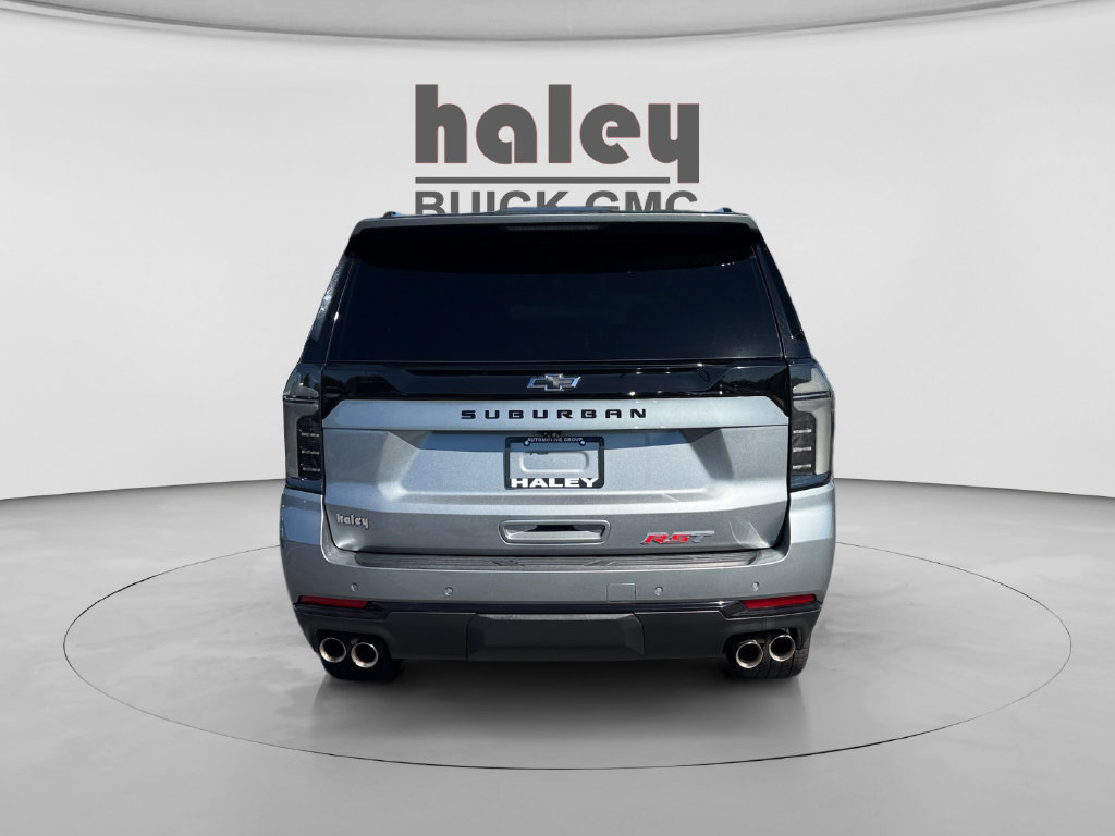Used 2025 Chevrolet Suburban RST w/ Comfort Package AWD/4WD image 4