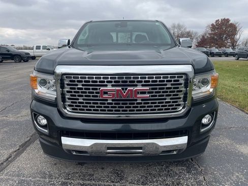 Used 2018 GMC Canyon Denali image 6