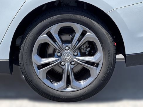 Used 2023 Honda Accord EX image 11