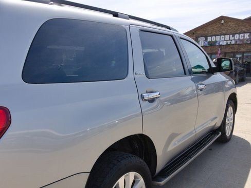 Used 2012 Toyota Sequoia Platinum AWD/4WD image 9