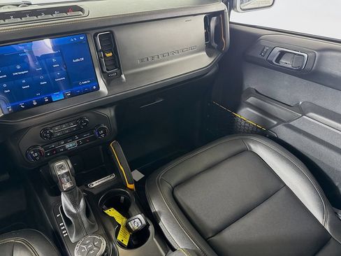 Used 2024 Ford Bronco Badlands AWD/4WD image 23
