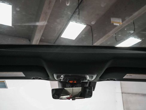 New 2025 Toyota Crown Signia image 14