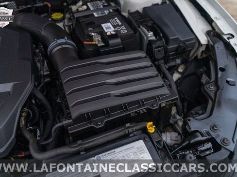 Used 2022 Volkswagen Golf R image 35