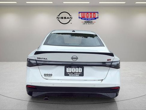 New 2026 Nissan Sentra SR FWD image 3