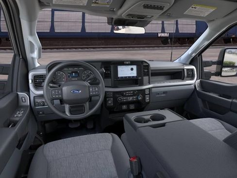 New 2026 Ford F450 XL w/ 360-Degree Camera Package AWD/4WD image 9