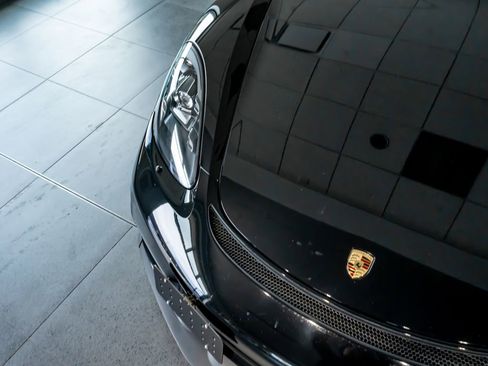 Used 2020 Porsche 718 Cayman GT4 RWD image 29