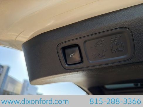 Used 2020 Lincoln Navigator Reserve w/ Luxury Package image 30