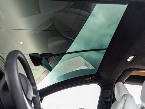Used 2023 Tesla Model X Plaid AWD/4WD image 21
