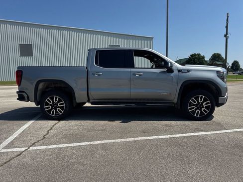 Used 2026 GMC Sierra 1500 AT4 w/ AT4 Premium Package AWD/4WD image 7