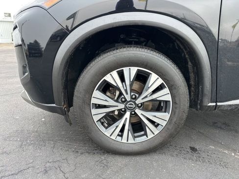 Used 2023 Nissan Rogue SV image 17