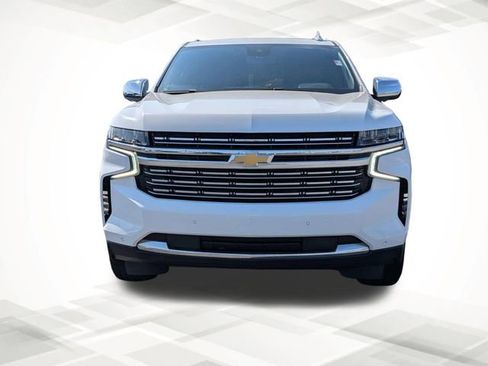 Used 2023 Chevrolet Suburban Premier image 8