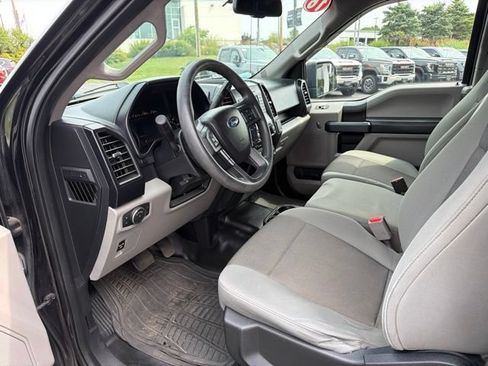 Used 2016 Ford F150 XL w/ Equipment Group 101A Mid AWD/4WD image 19