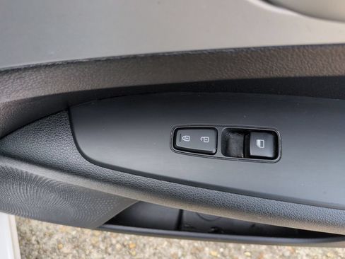 Used 2023 Kia Forte LXS FWD image 32