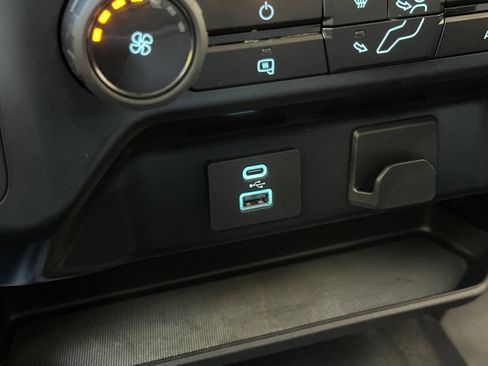 Used 2024 Ford F150 XL RWD image 50