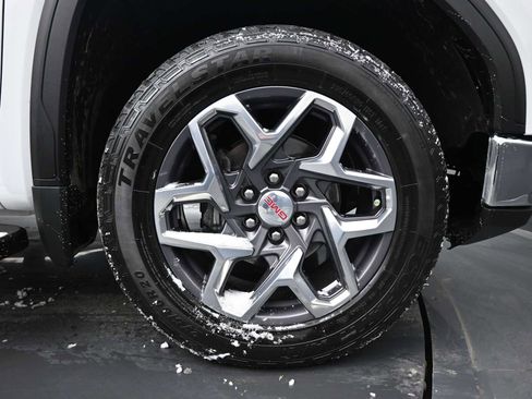 Used 2023 GMC Sierra 1500 SLT w/ SLT Convenience Package image 10