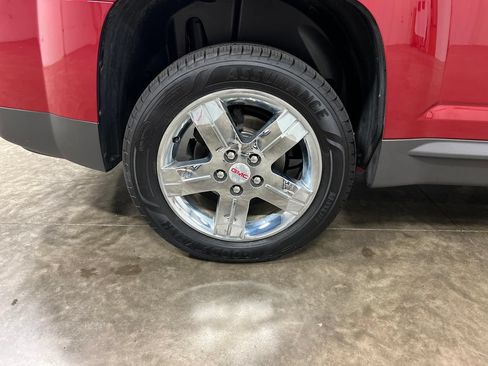 Used 2013 GMC Terrain SLT w/ LPO, Chrome Package AWD/4WD image 9