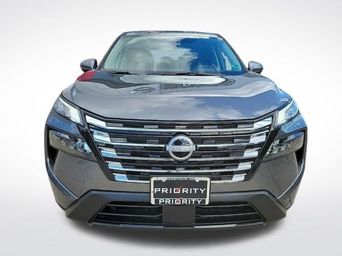 New 2026 Nissan Rogue SV image 8