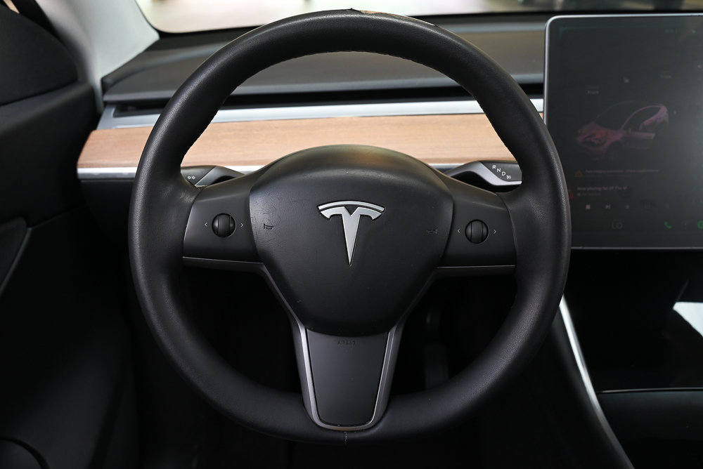 Used 2020 Tesla Model Y Long Range AWD/4WD image 19