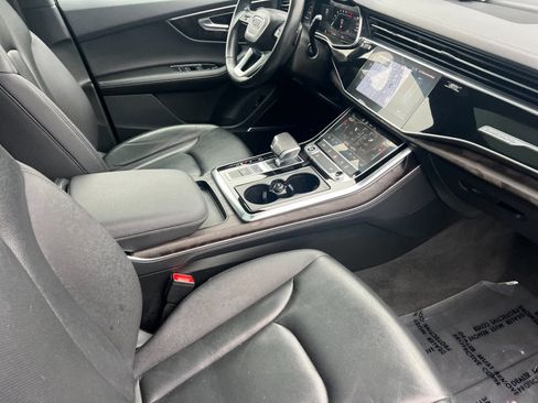Used 2023 Audi Q7 Premium Plus w/ Premium Plus Package image 17