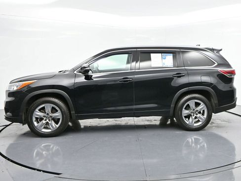 Used 2016 Toyota Highlander Limited Platinum image 3