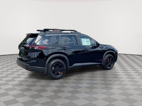 Certified 2026 Nissan Rogue SV AWD/4WD image 11