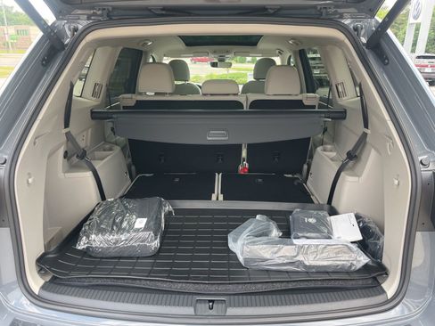 New 2026 Volkswagen Atlas SEL Premium R-Line AWD/4WD image 30
