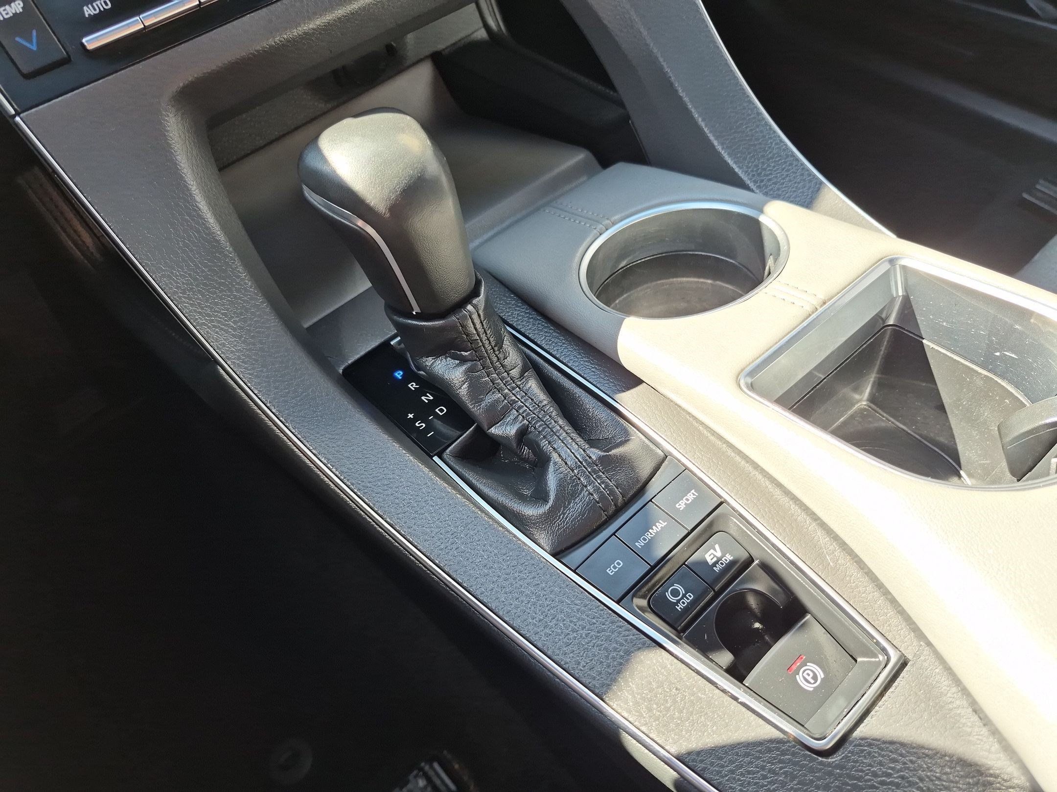 Used 2019 Toyota Avalon Limited w/ Advanced Safety Package FWD image 29