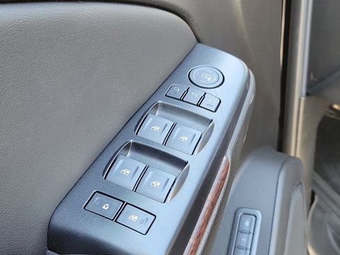 Used 2019 GMC Yukon SLT w/ Open Road Package image 21