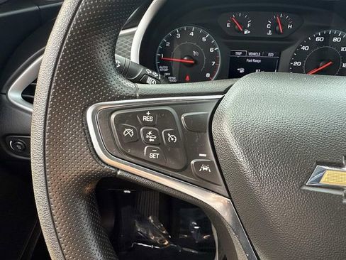 Used 2025 Chevrolet Malibu LT image 33