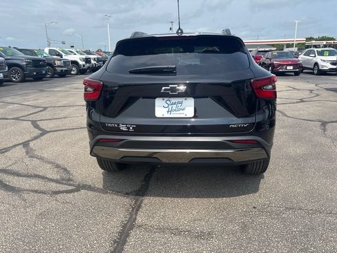 New 2026 Chevrolet Trax ACTIV w/ Driver Confidence Package FWD image 5