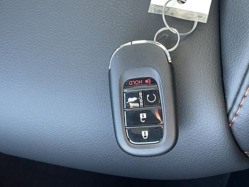 New 2025 Honda Pilot TrailSport image 40