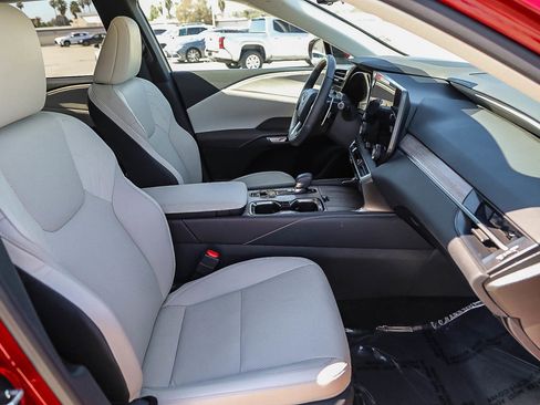 Used 2023 Lexus RX 350h 350h Premium w/ Cold Area Package image 16