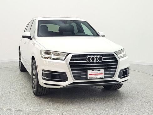 Used 2018 Audi Q7 3.0T Premium Plus w/ Premium Plus Package image 2