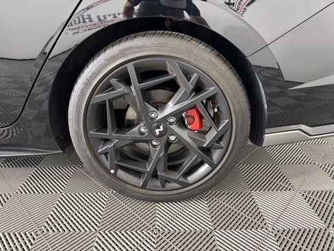 Used 2025 Hyundai Elantra N Line FWD image 13