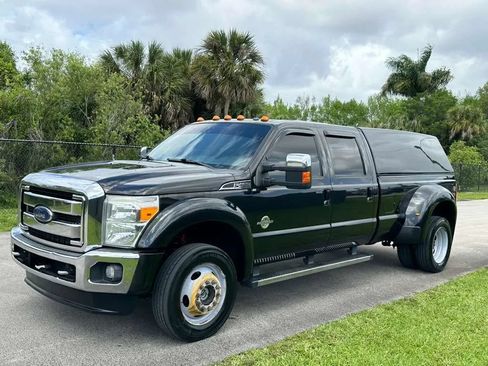 Used 2015 Ford F450 Lariat w/ Lariat Chrome Package AWD/4WD image 8
