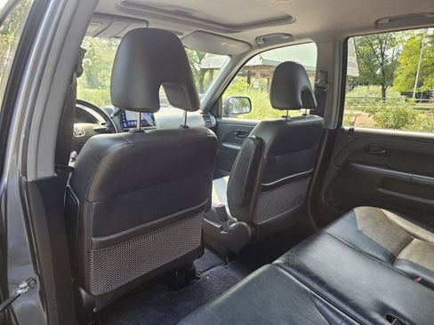 Used 2005 Honda CR-V EX image 25