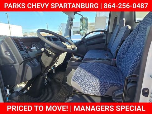 New 2025 Chevrolet Low Cab Forward image 32