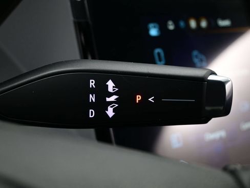 New 2027 Chevrolet Bolt LT w/ Comfort Package FWD image 26