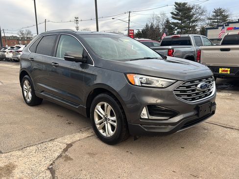 Used 2019 Ford Edge SEL w/ Equipment Group 201A image 3