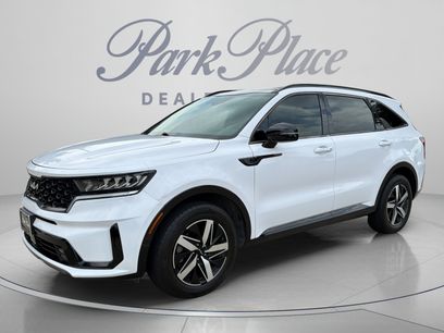Used 2022 Kia Sorento EX w/ Panoramic Sunroof Package