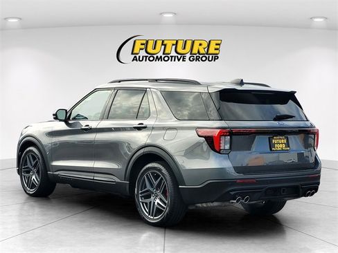 Certified 2025 Ford Explorer ST w/ Sun And Sound Package image 6