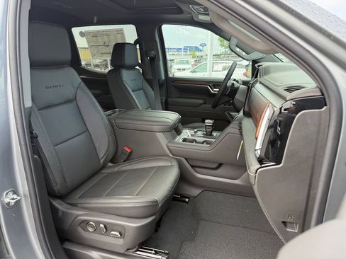 New 2026 GMC Sierra 1500 Denali AWD/4WD image 24